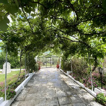 Cozy Retreat By The Sea Semesterbostad Nea Irakleia