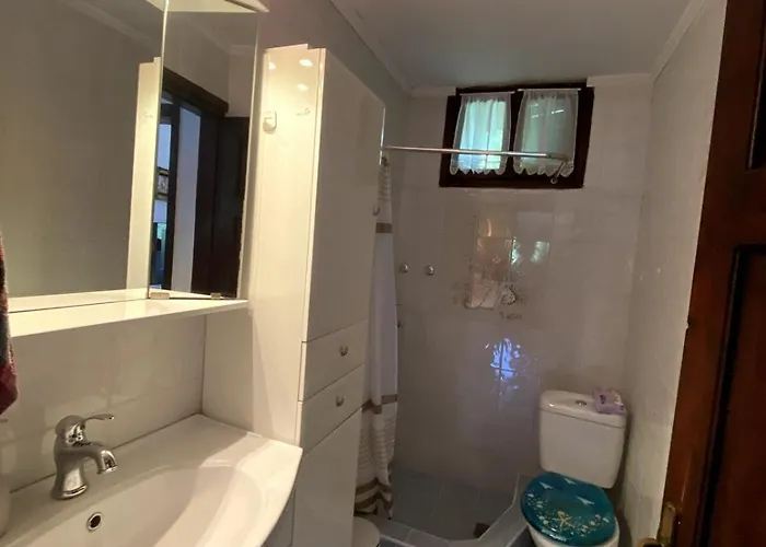 Dom wakacyjny Cozy Retreat By The Sea Nea Iraklia